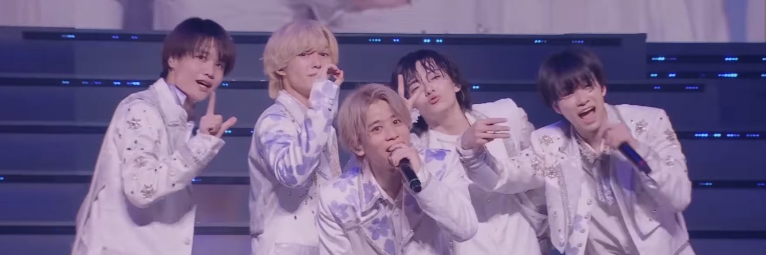 𝐴 banner
