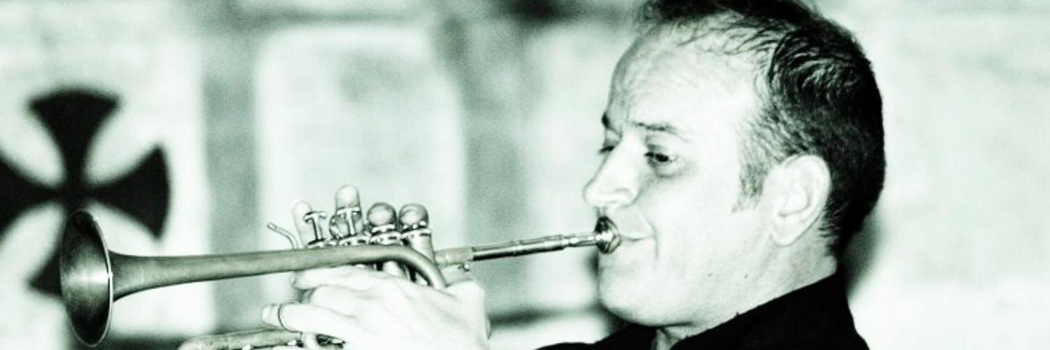 Ernesto banner
