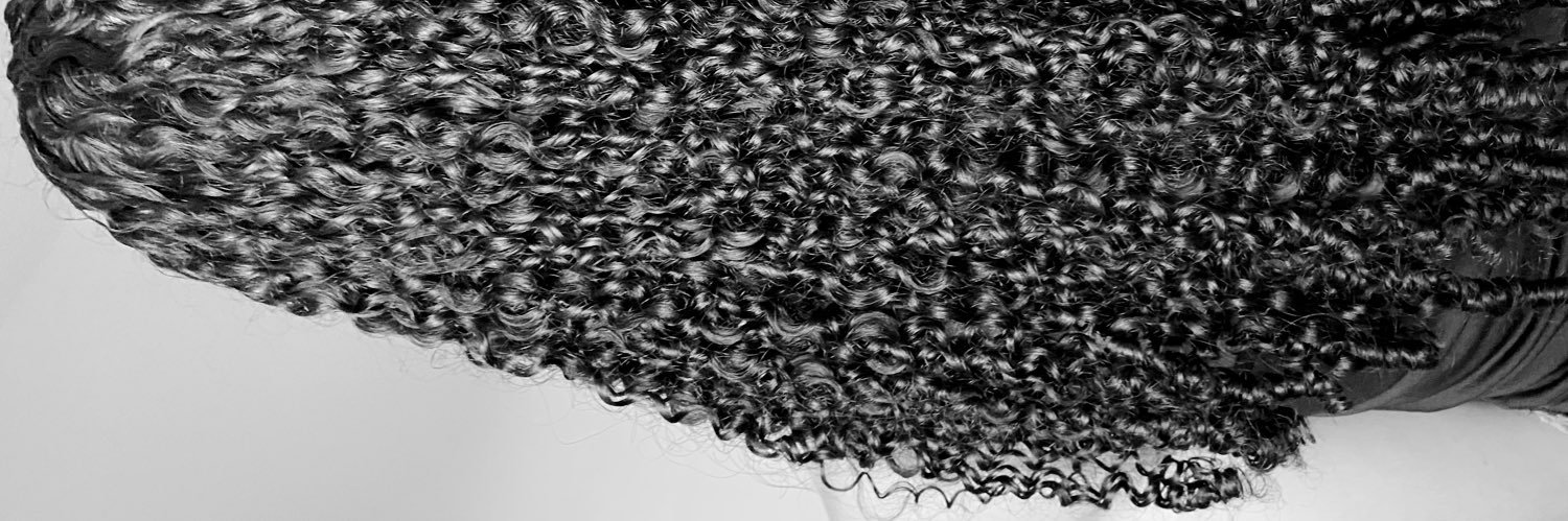 emanuelee_v's profile banner image