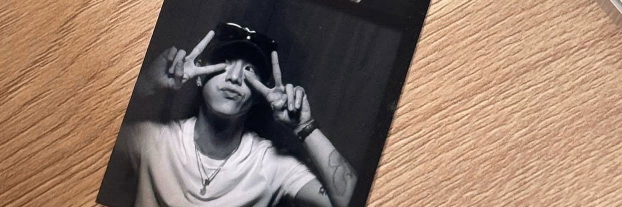 laphatzzz's profile banner image