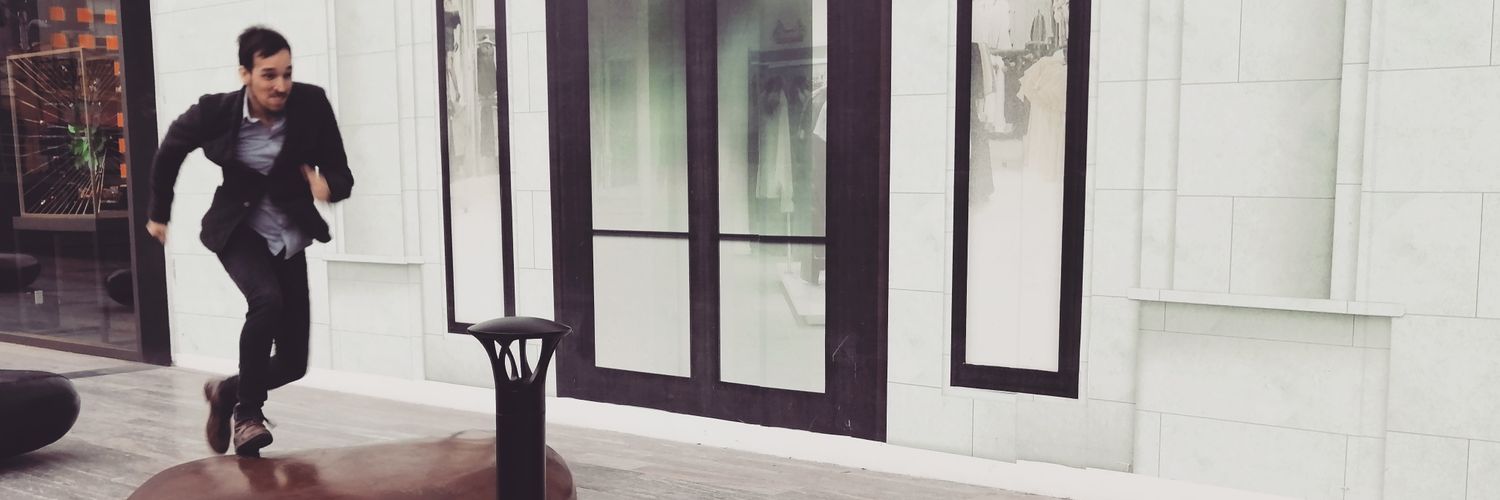 eltupsipop's profile banner image