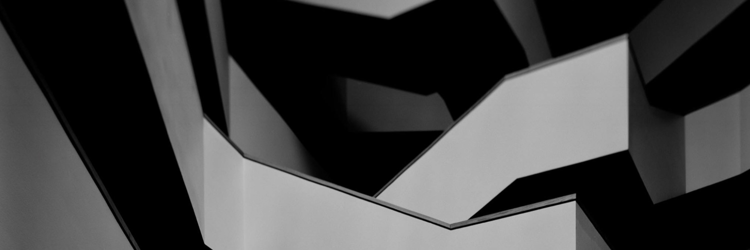 suta's profile banner image