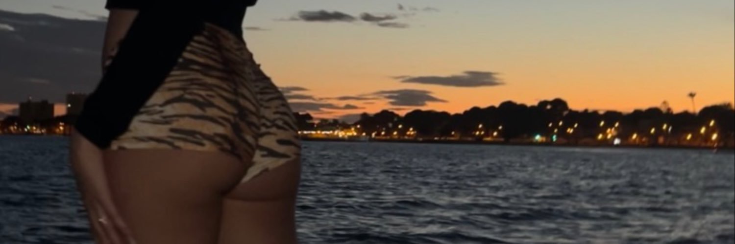 aroaagl_'s profile banner image