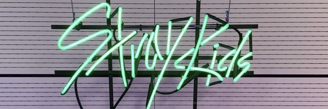 alwaysSTAY_U's profile banner image