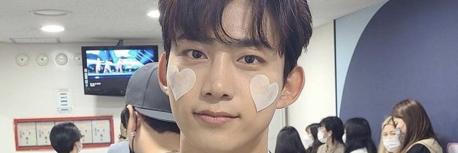 linly_taec's profile banner image