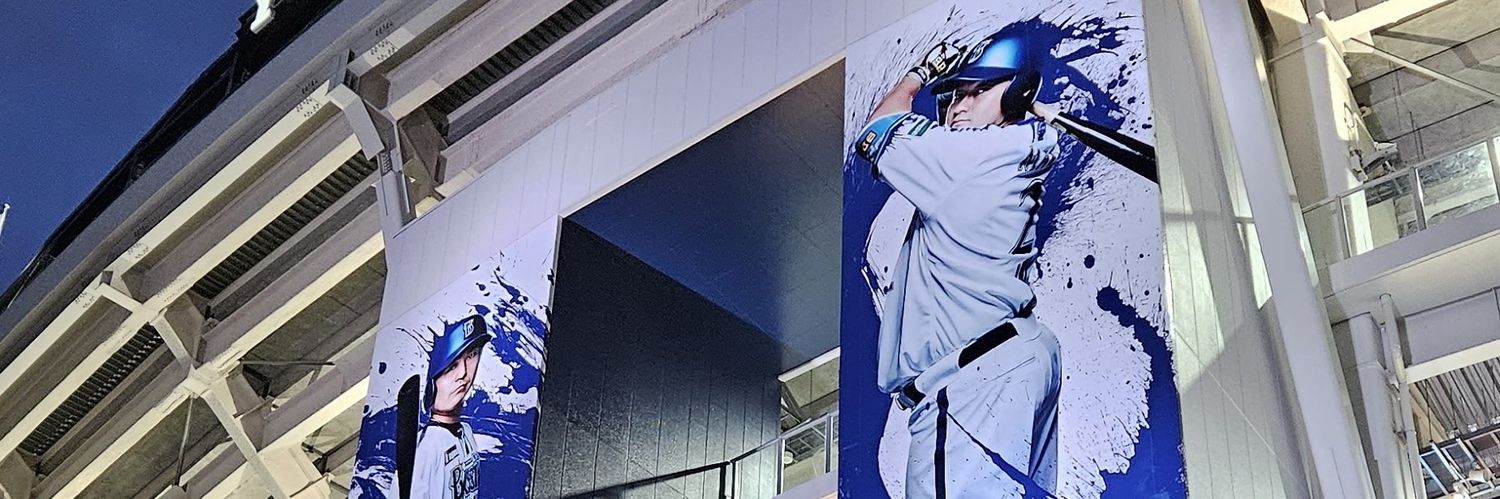 ar0414's profile banner image