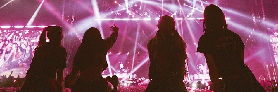 Anaa_2827's profile banner image
