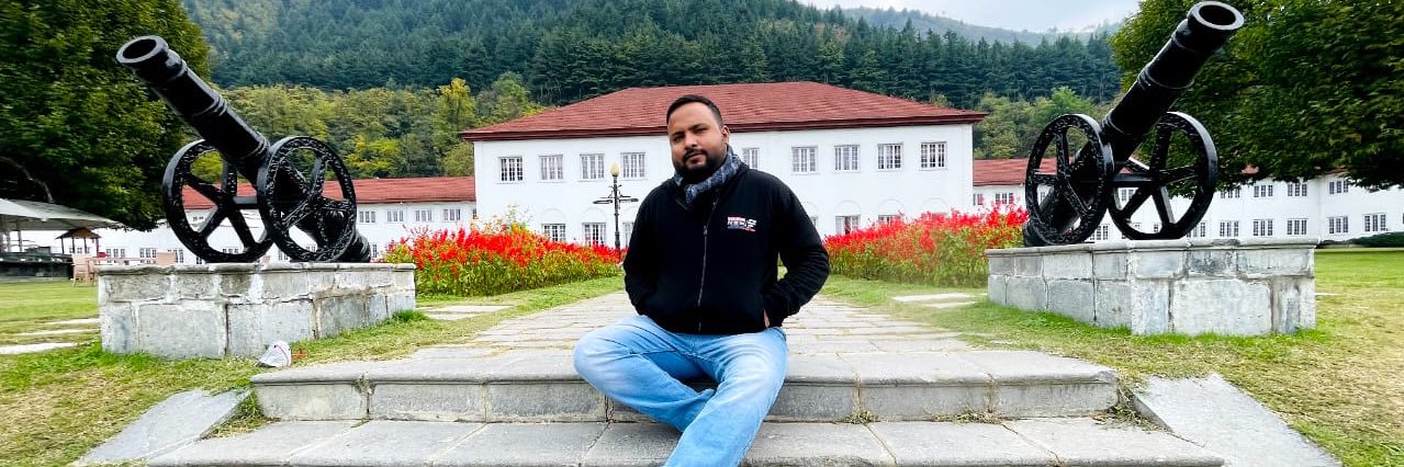 Zakizeeshaan's profile banner image