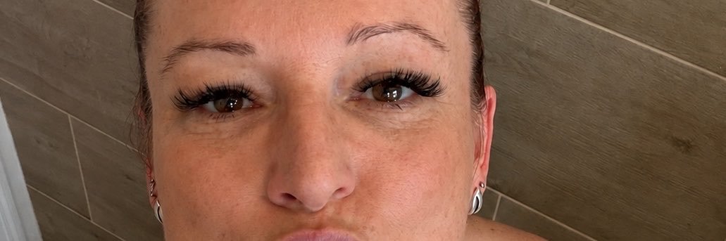 your_Christine_'s profile banner image