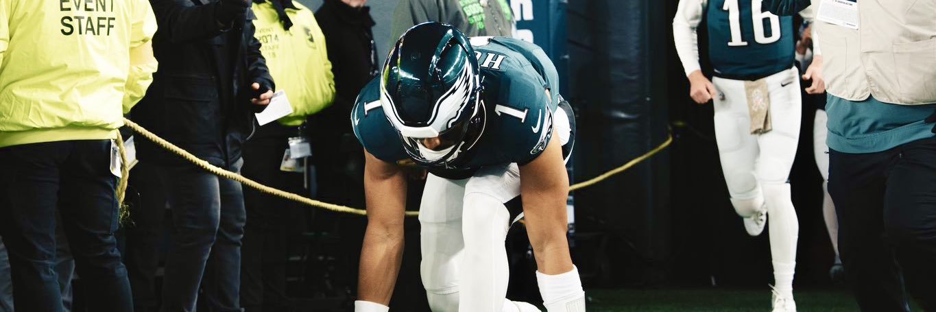 Mel (She/Her) 🦅 banner