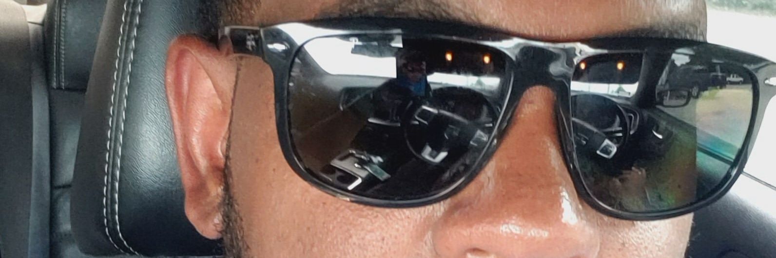 870ric's profile banner image