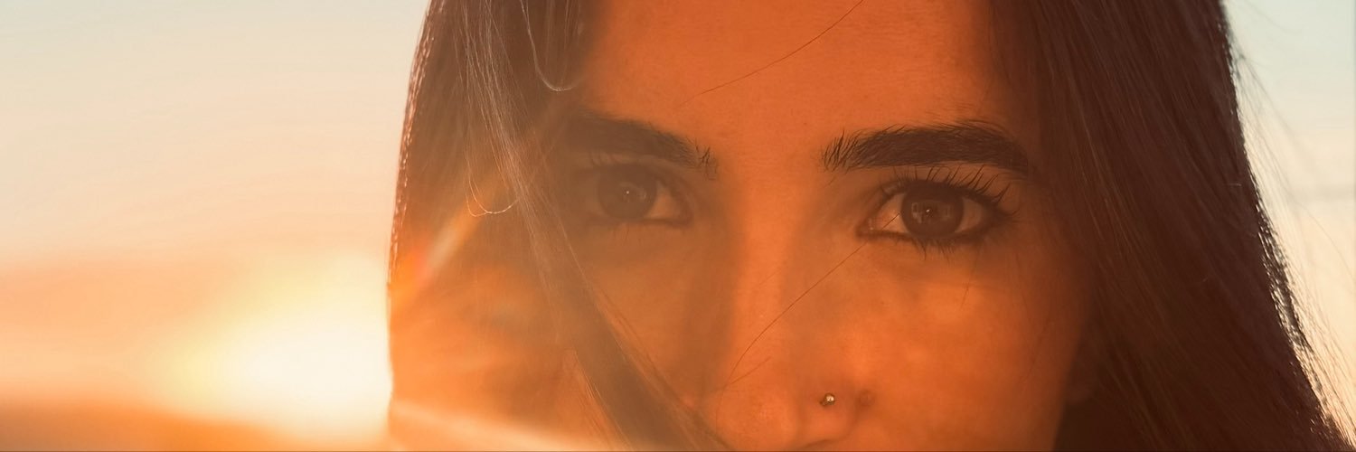 Dilek2104's profile banner image