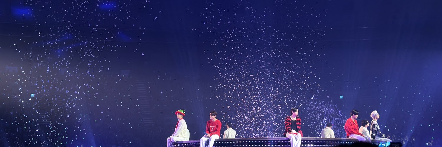 behappyQ_'s profile banner image