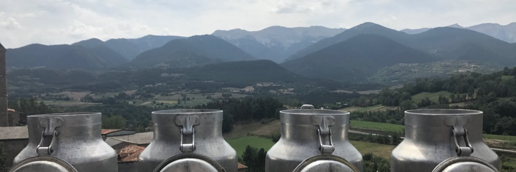 yourwi's profile banner image