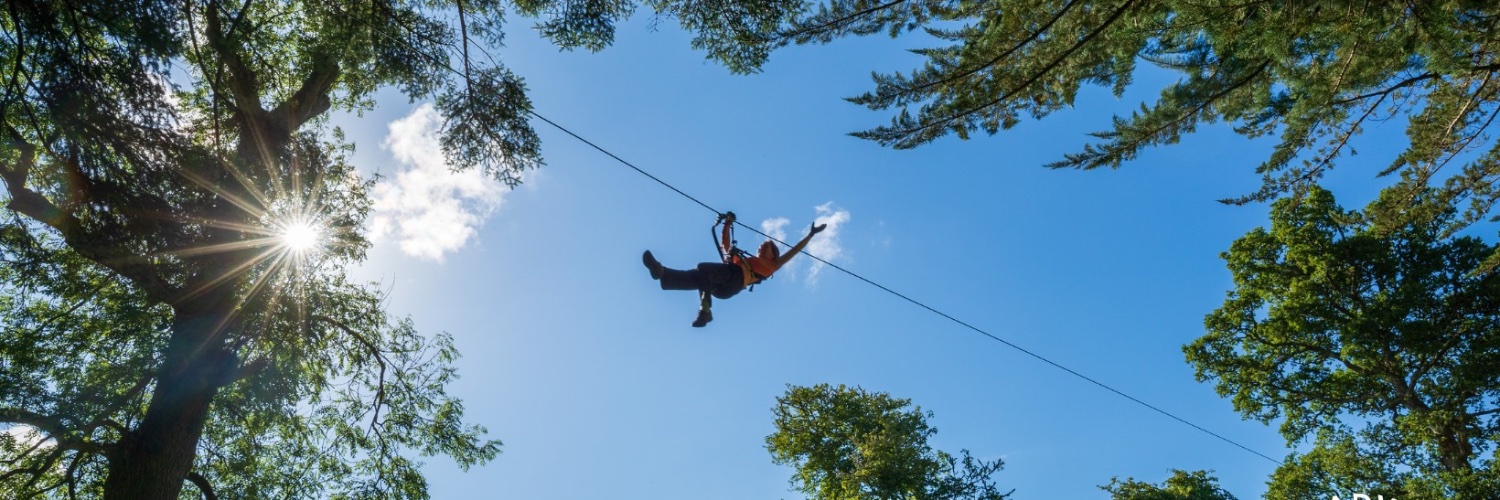 Zipit Farran Woods banner