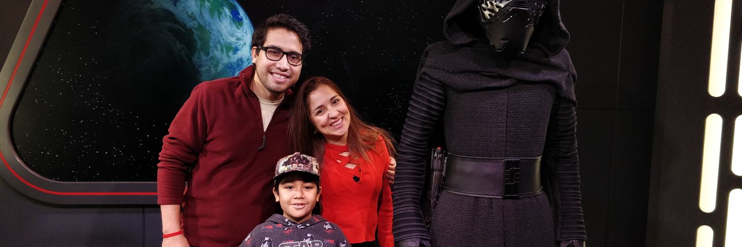 VickiGarzonV's profile banner image