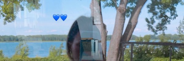 bigLaura6794 Profile Banner