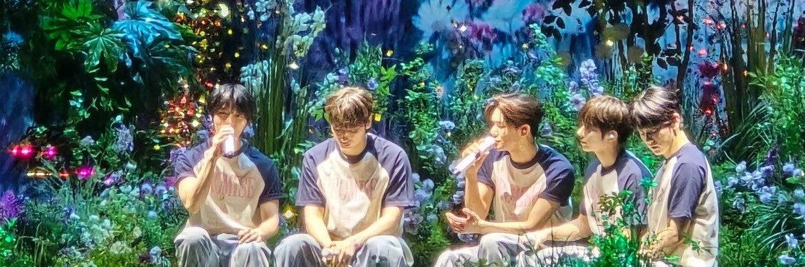  ︎︎ banner