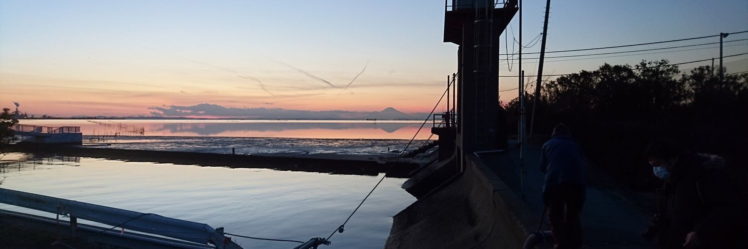 REN_833's profile banner image