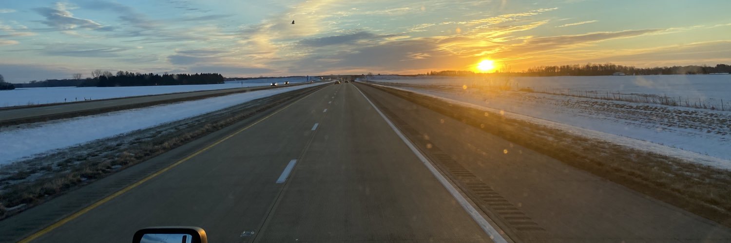 DriventoTrade's profile banner image