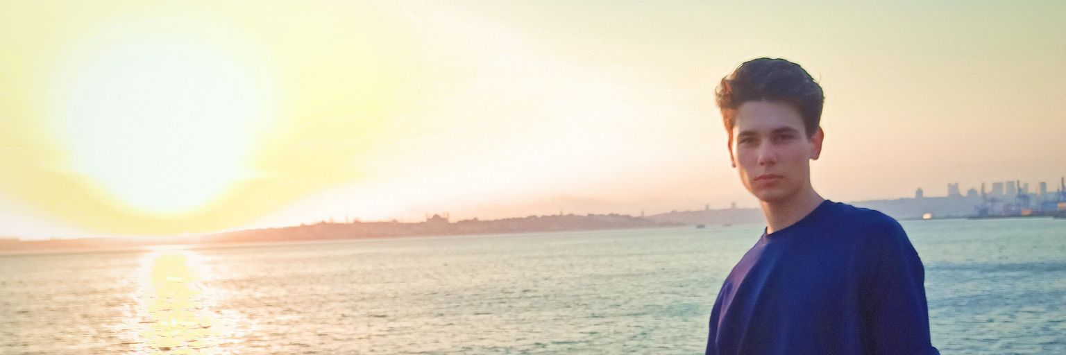 hsyn_bkr13's profile banner image