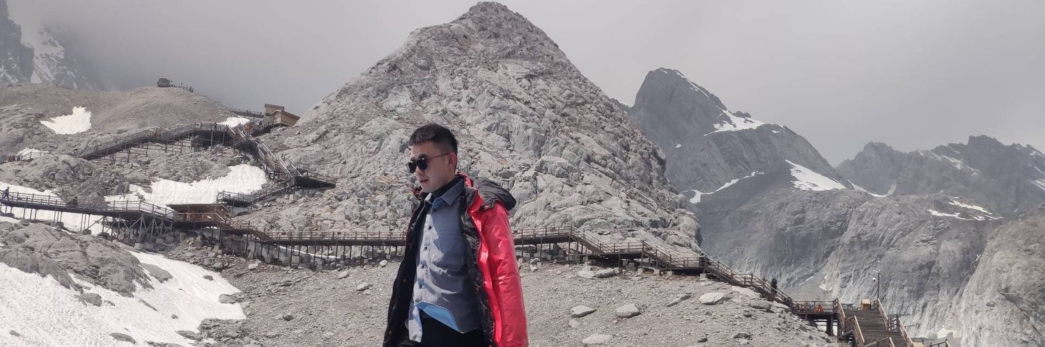 Huarongdaox's profile banner image
