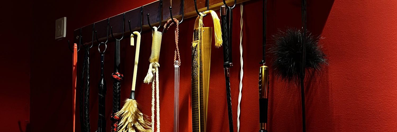 A.莫琳大s👠 banner