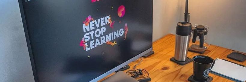 DipeoluY's profile banner image