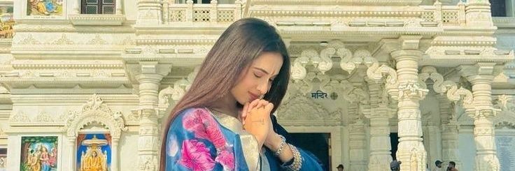 🌺चांदनी🌺's banner
