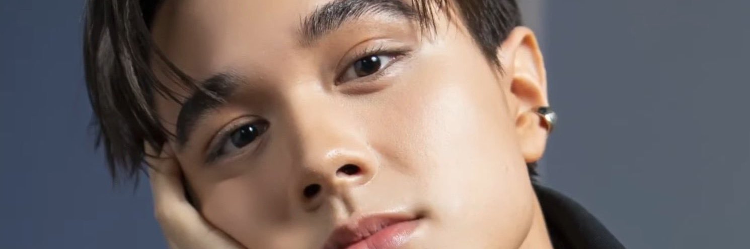 paliaom's profile banner image