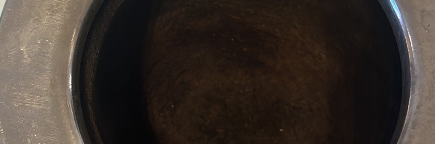 charlyaDVISOR's profile banner image