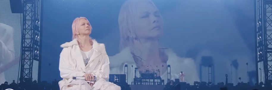 ccruru's profile banner image