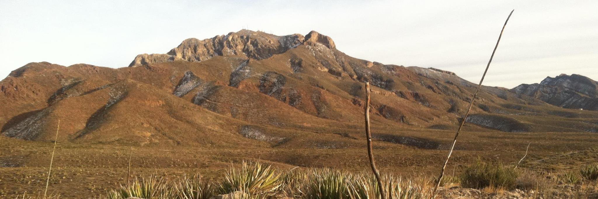 senavarrete's profile banner image
