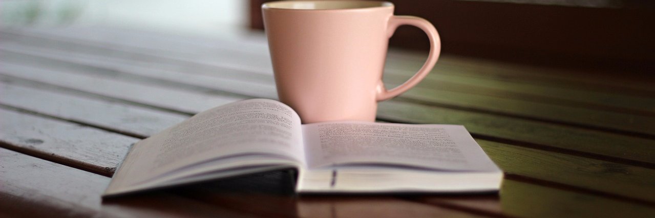 booksloom's profile banner image