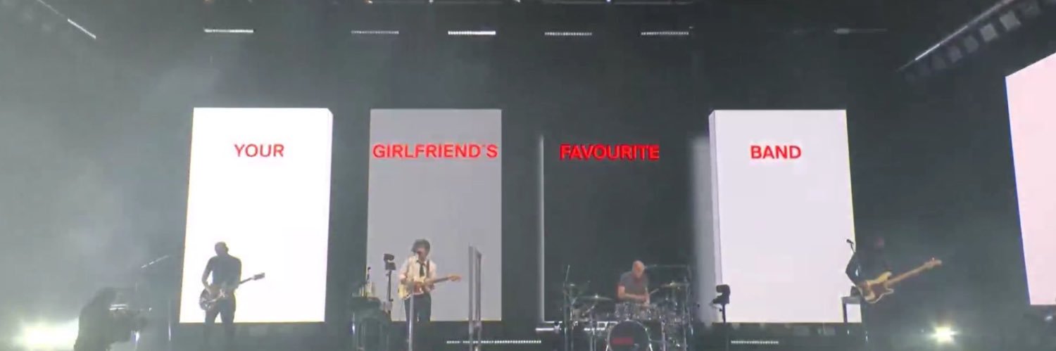 1975shitpost's profile banner image