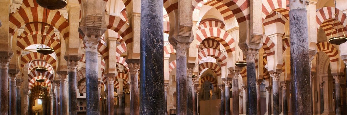 Marciano Oriental banner