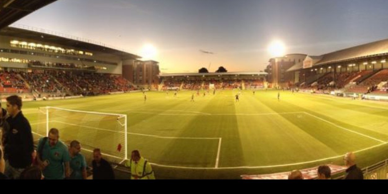 South stand orient banner