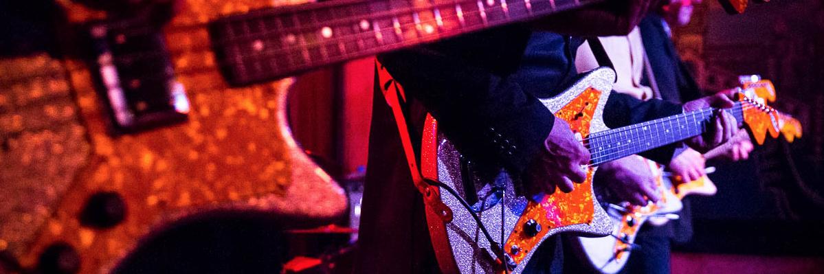 Glide Magazine's banner