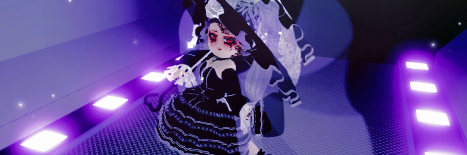 LOHSUMYEE's profile banner image
