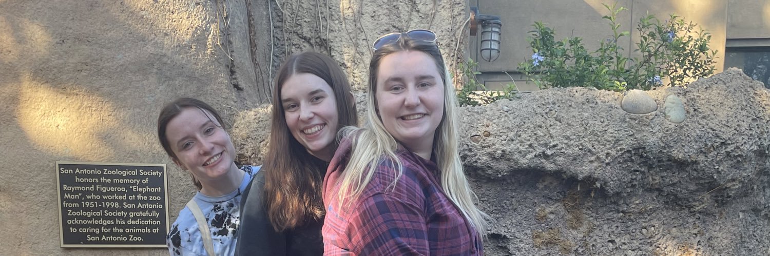 ashlyn401's profile banner image
