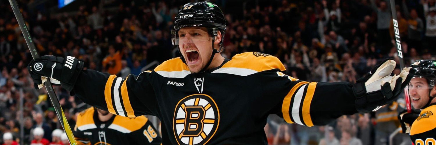 DJ🧸's banner