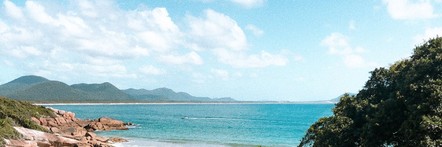 mayasouzaaa's profile banner image