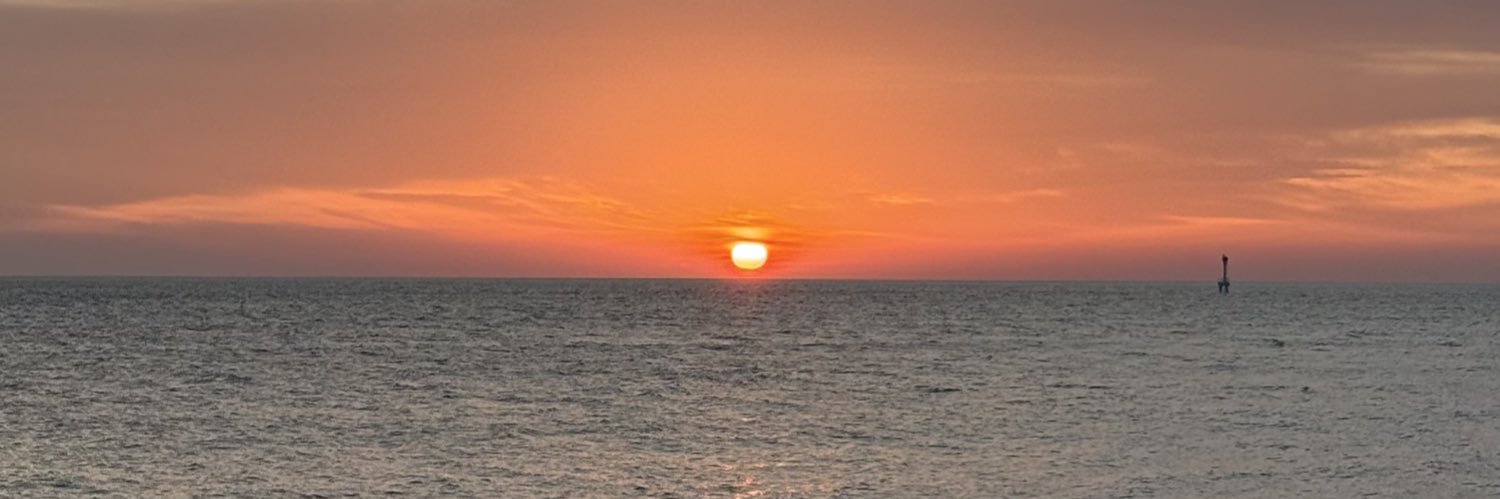 moeenuddin_'s profile banner image