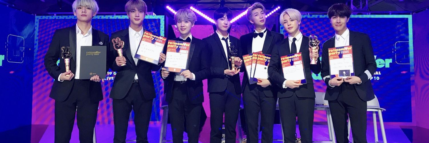 vmoonlight22's profile banner image