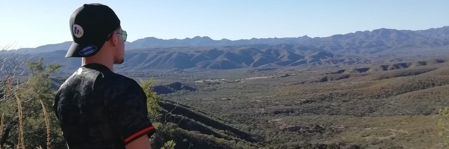 Alberto Vasquez banner