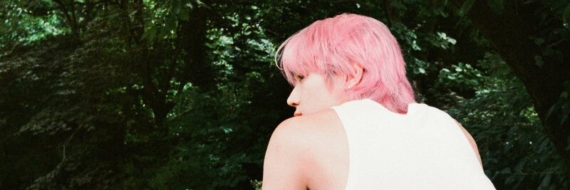 annie 🐰🌹 banner