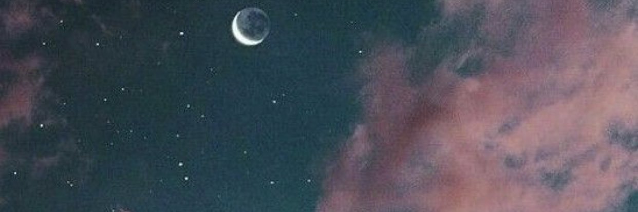 rach_vanb's profile banner image