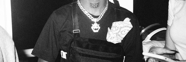 claraatoop Profile Banner