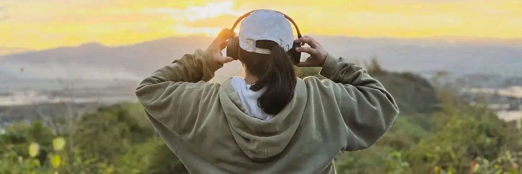 beatrixapo95's profile banner image