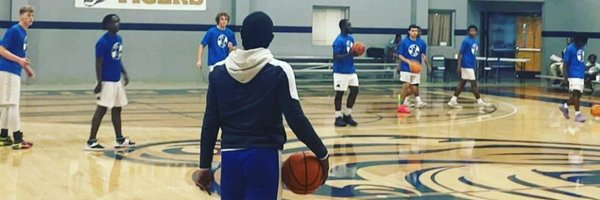 Coach_Lomack Profile Banner